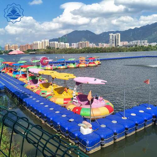 塑料水上浮台养殖休闲平台海上垂钓浮桶浮筒浮桥浮箱浮动码头户外