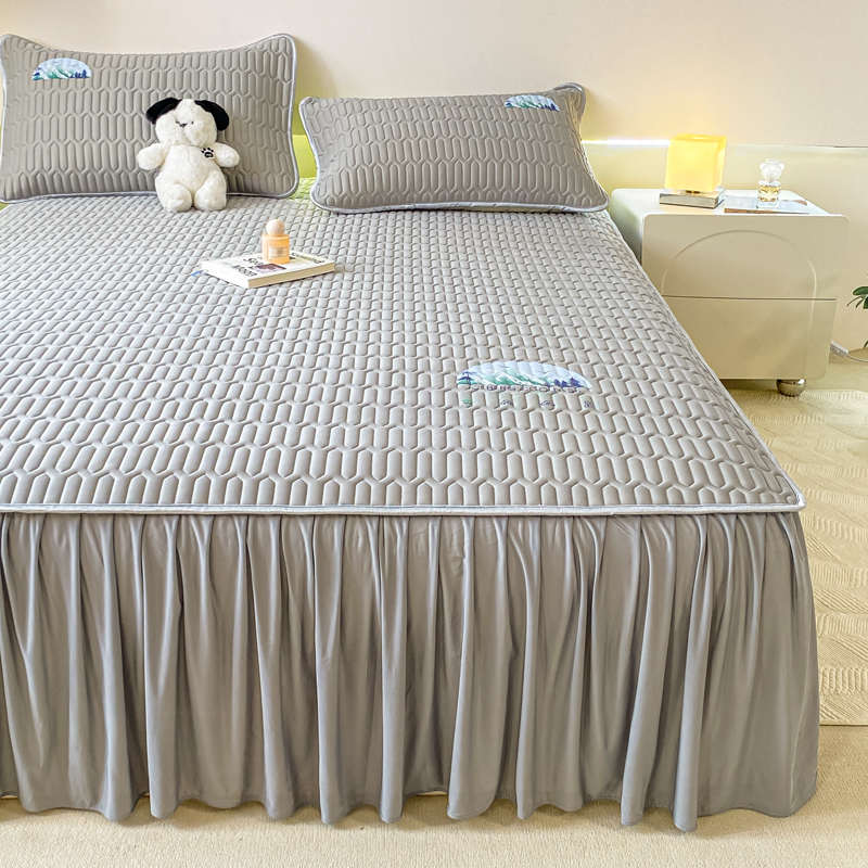 夏季乳胶冰丝凉席夏被四件套床裙款空调软床垫三件套可机水洗