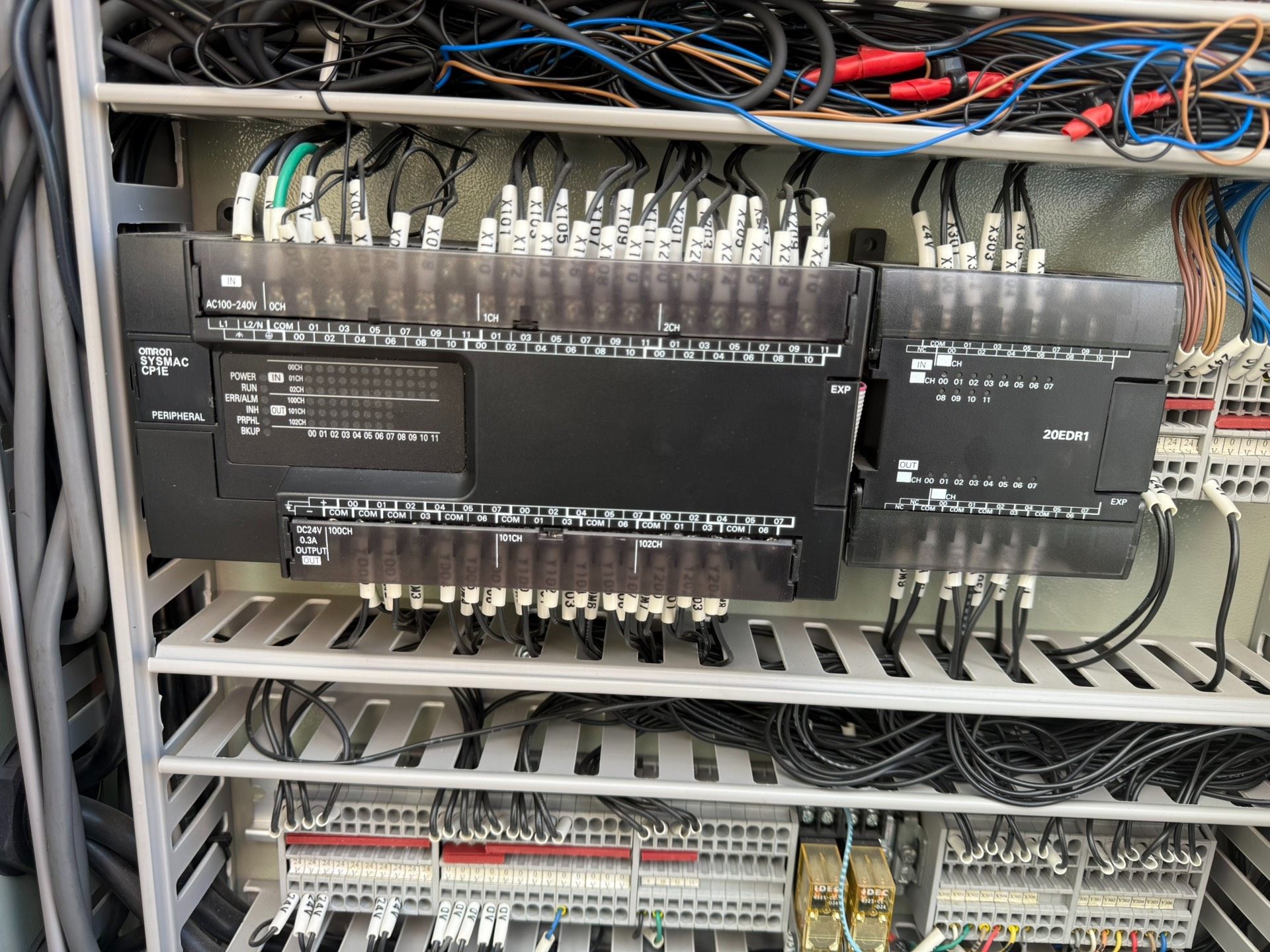 欧姆龙CP1E 需要联系 99新