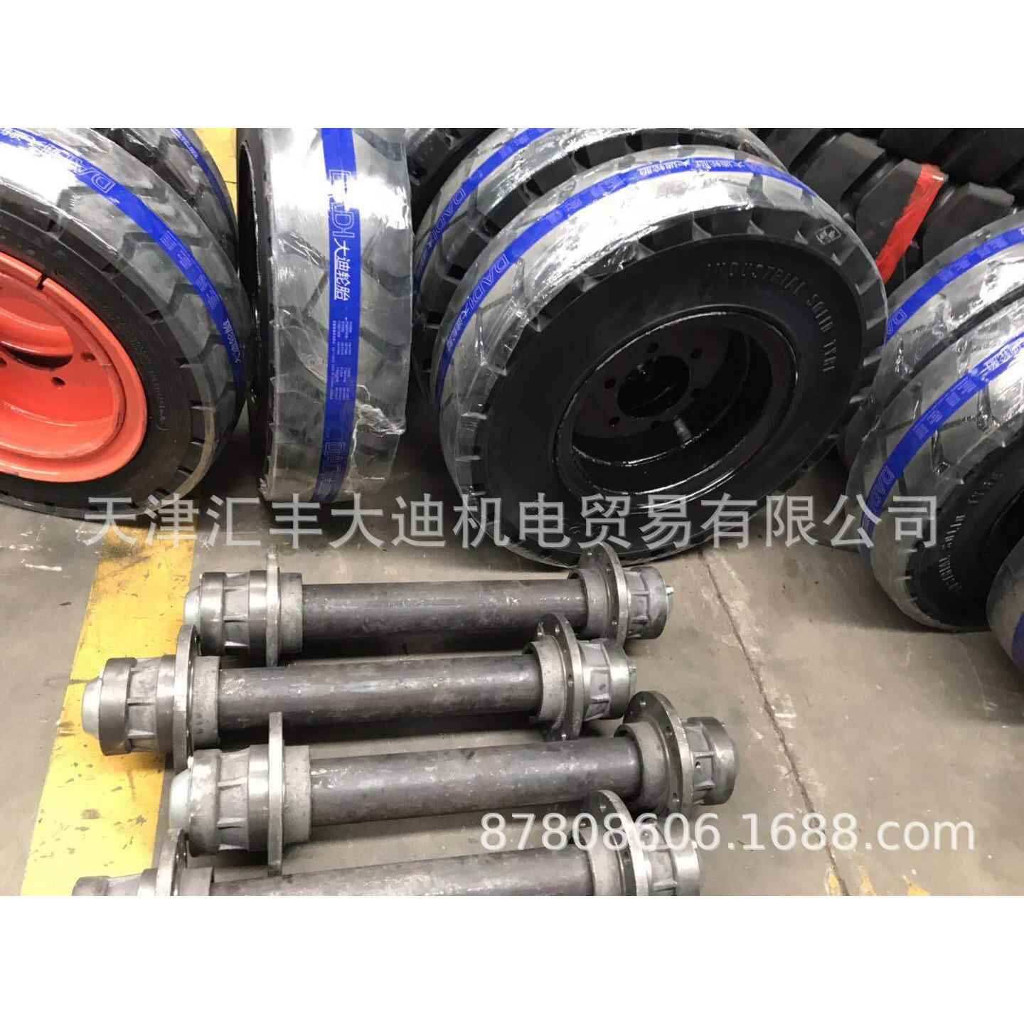 销售拖车轮胎及车轴港口拖车轮胎隧道开挖台车轮胎825-15实心轮胎