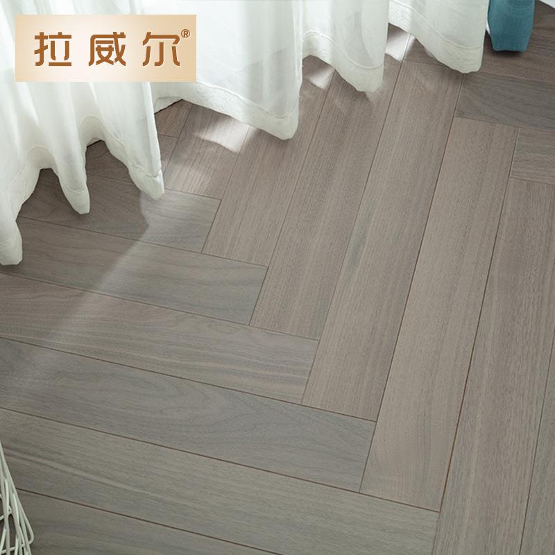 mm厚皮人字复拼三层实木多层合地板橡373木黑胡4锁扣地暖家用桃厂
