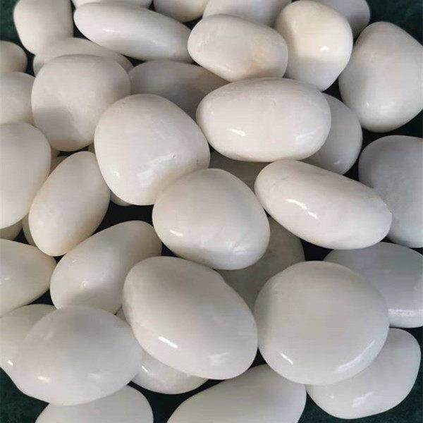 白色雨花石抛光精选 园林造景装修白石子 50斤装精品鹅卵石