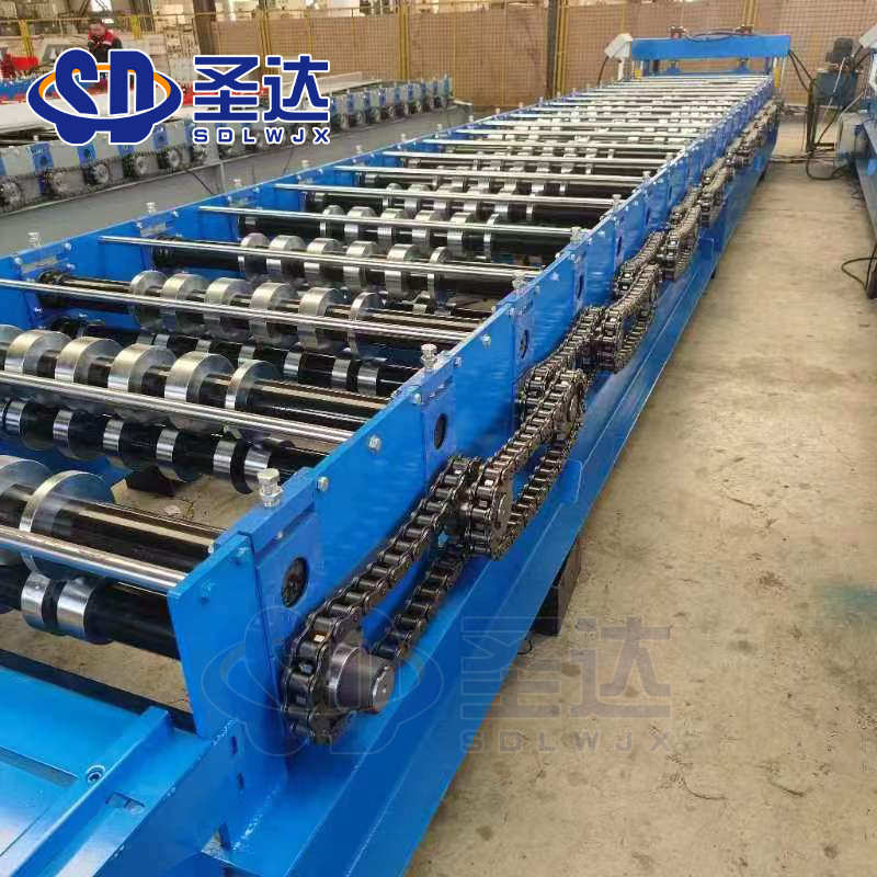 河北厂家生产全自动车厢板设备冷弯成型车厢底板机车厢挂板压瓦机