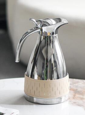 北欧轻奢金属皮革水壶摆件样板间酒店厨房餐厅茶几餐桌售楼处饰品