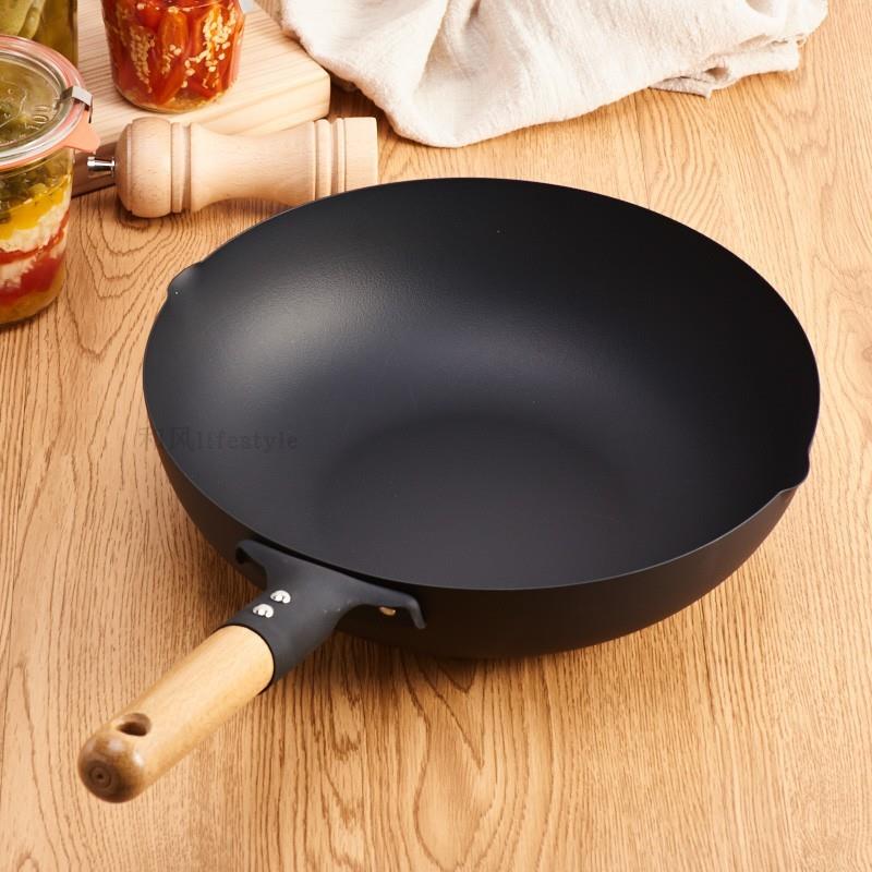 高档燃日进口通家用炒锅铁锅气电本磁炉用木柄炒锅