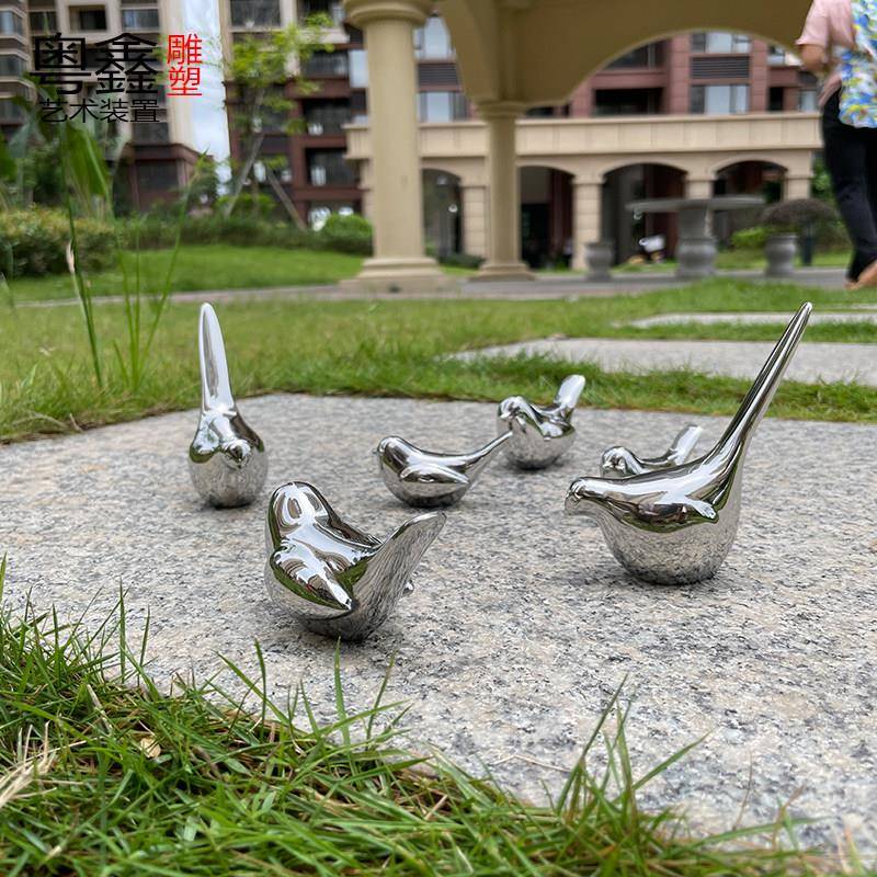不锈钢铸造小鸟雕塑艺术摆件彷真鸽子社区花园抽象小品装饰