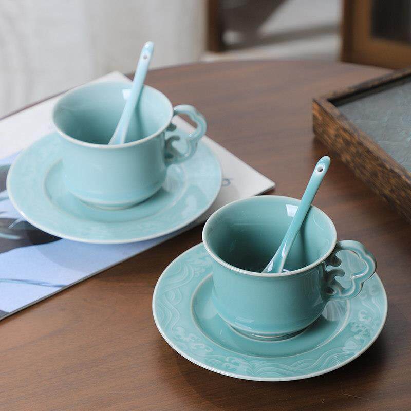 龙泉青瓷咖啡杯家用陶瓷马克杯泡茶杯带勺子高档精致咖啡杯碟套装