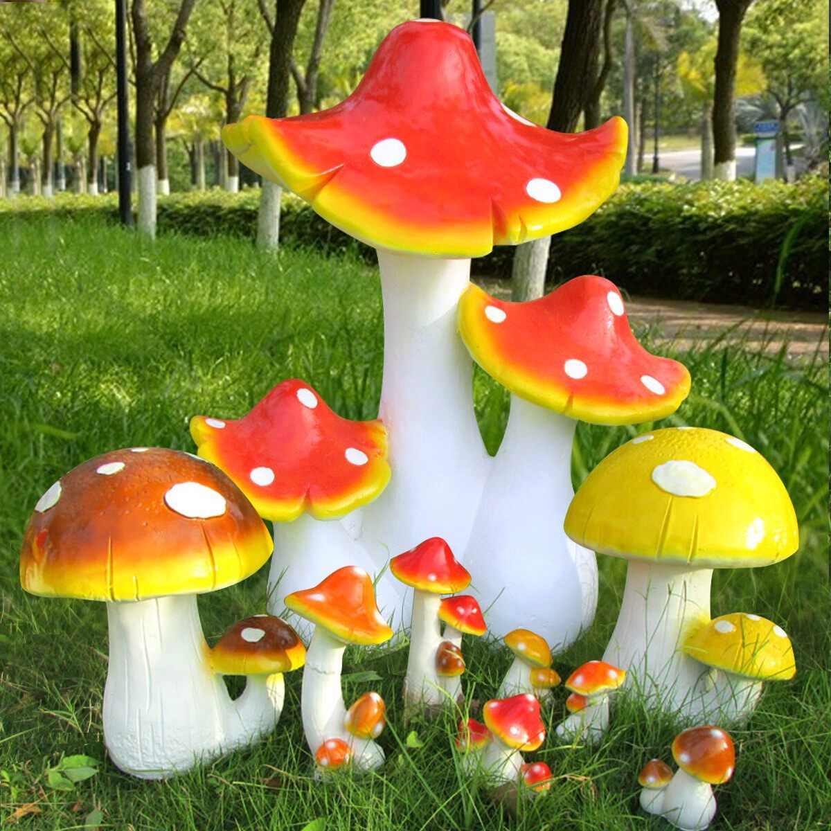 户外花园装饰仿真植物蘑菇树脂摆件草丛玻璃钢人物搭配菌类工艺品