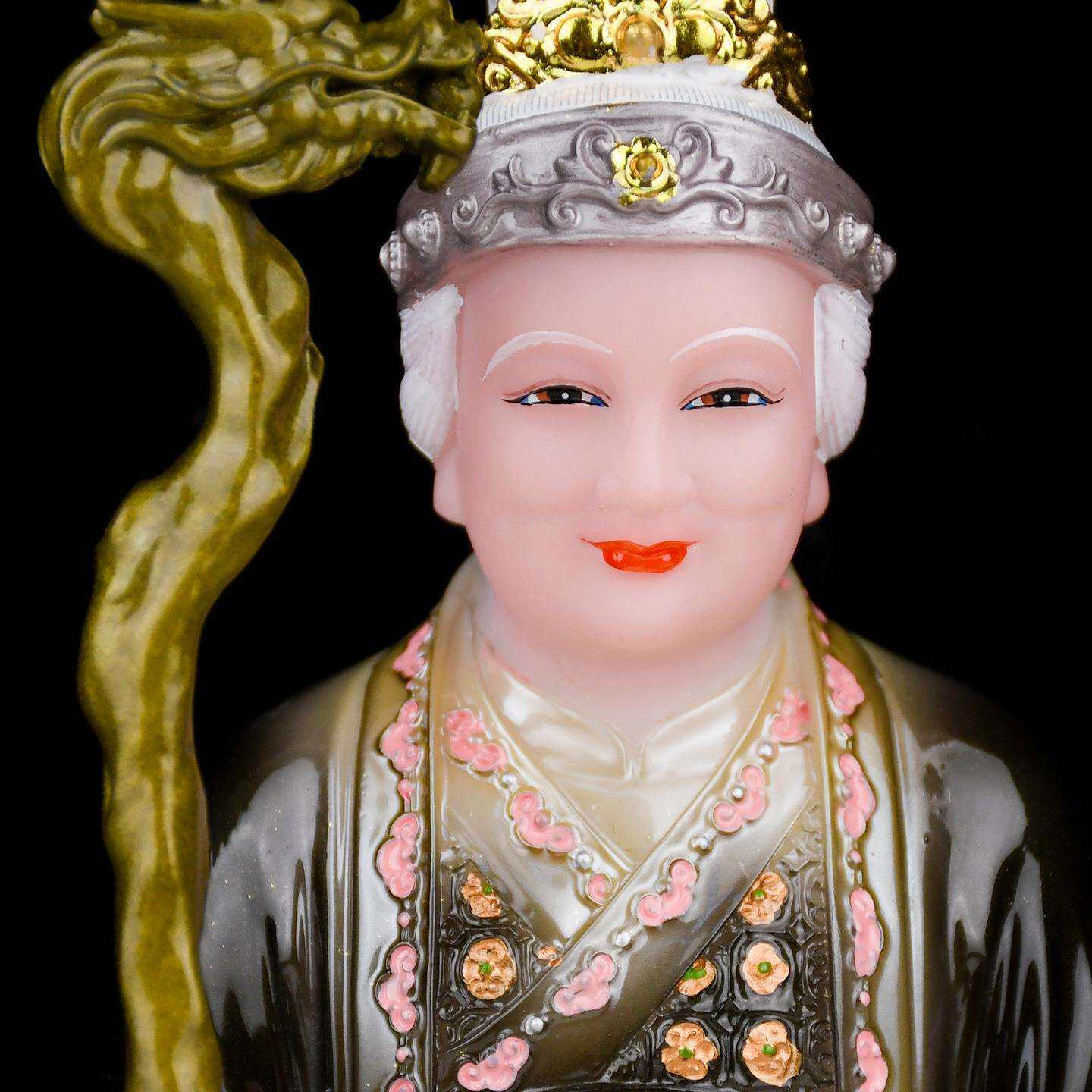 骑狐黑妈妈像仿汉白玉铁刹山黑老太太神像堂口供奉铁刹山黑奶奶像