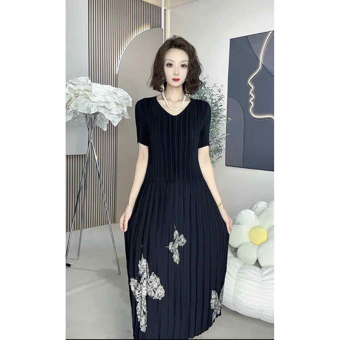 百变弹力三褶皱连衣裙女短袖长款修身显瘦时尚洋气夏季薄款印花裙