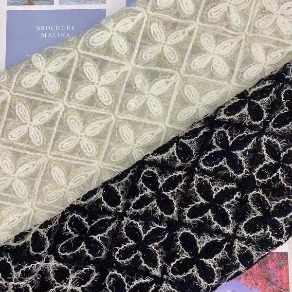 厂家直销  新款珠片钩花 刺绣绣花网纱蕾丝花边面料 绳绣四叶草格