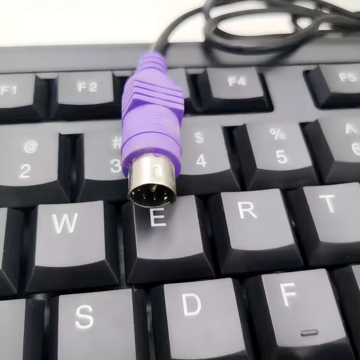 老式圆孔台式电脑有线键盘PS2圆口头机器线切割家用笔记本USB键鼠