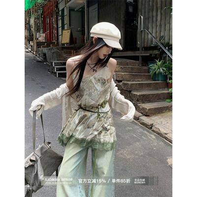 呆毛 复古印花V领吊带洋装女夏季新款设计感度假风不对称上衣
