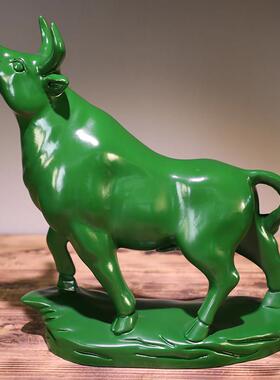 绿色木雕牛十二生肖木牛运势如虹摆件家居客厅办公装饰开业送礼