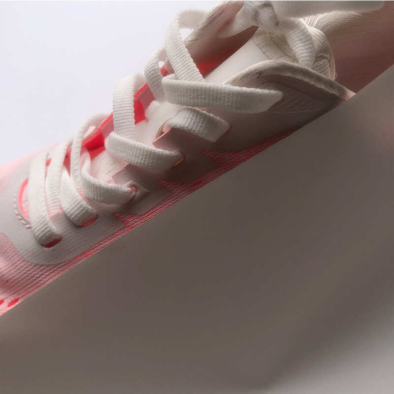 TPU 0.45mm厚UM-T光面纹理无缝热切皮革鞋材材料TPU leather