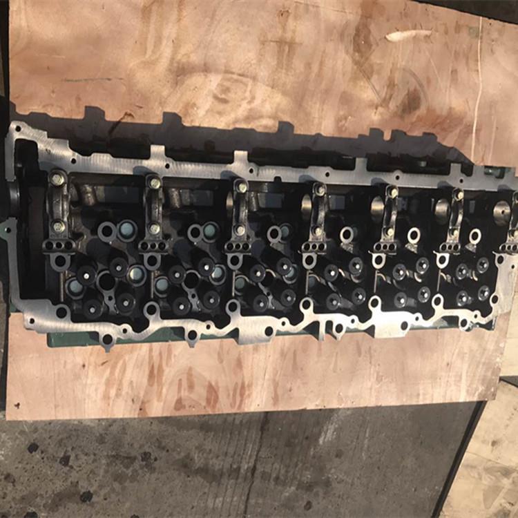 一汽锡柴81D缸盖总成
