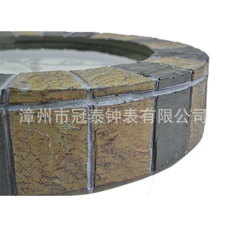 【爆品促销】防尘防水户外欧式带温度湿度计土墙色树脂挂钟