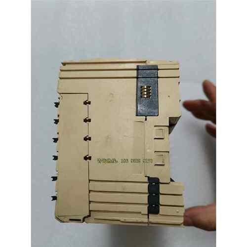 LMC058LF42 施耐德PLC控制器，二手拆机功能测试完，不是实价