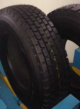 315/80R22.5 厂家出口质量  工程载重轮胎 子午线胎 价廉