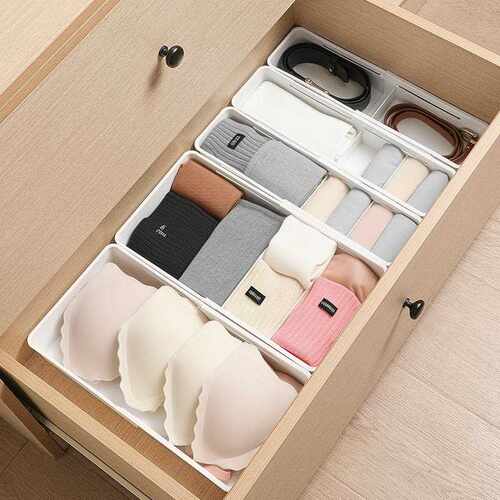 Large Divided Expandable Storage Box for Home Use, Underwear