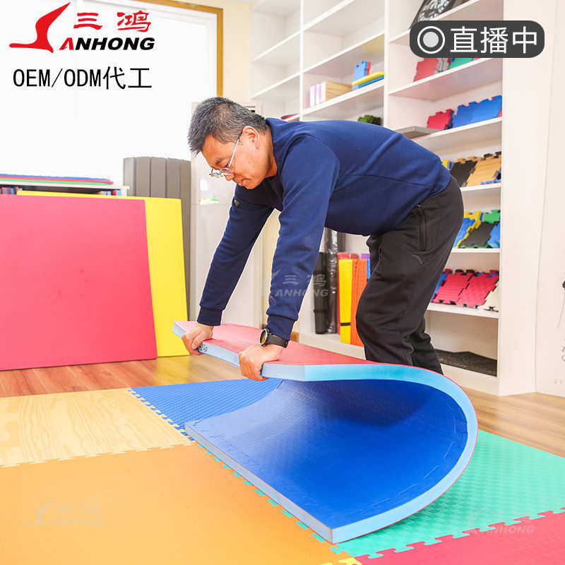 批发EVA跆拳道垫子 100cmx100cm高密度比赛训练用垫 拼接地垫