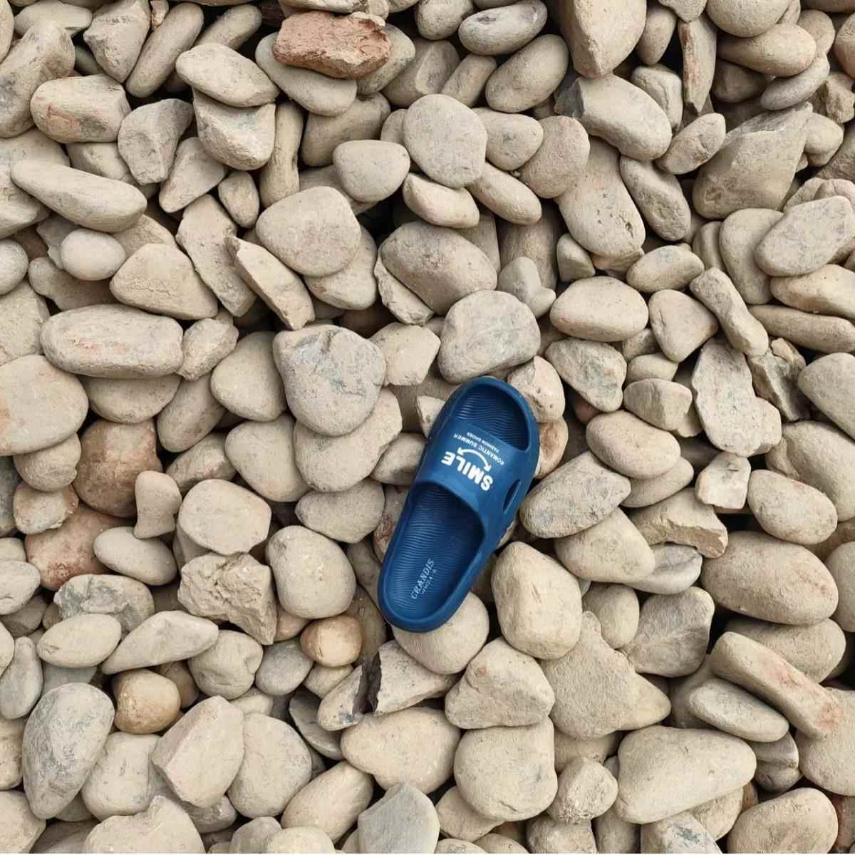 广东广州珠海深圳鹅卵石铺路用的鹅卵石绿化带沟渠东莞过滤鹅卵石