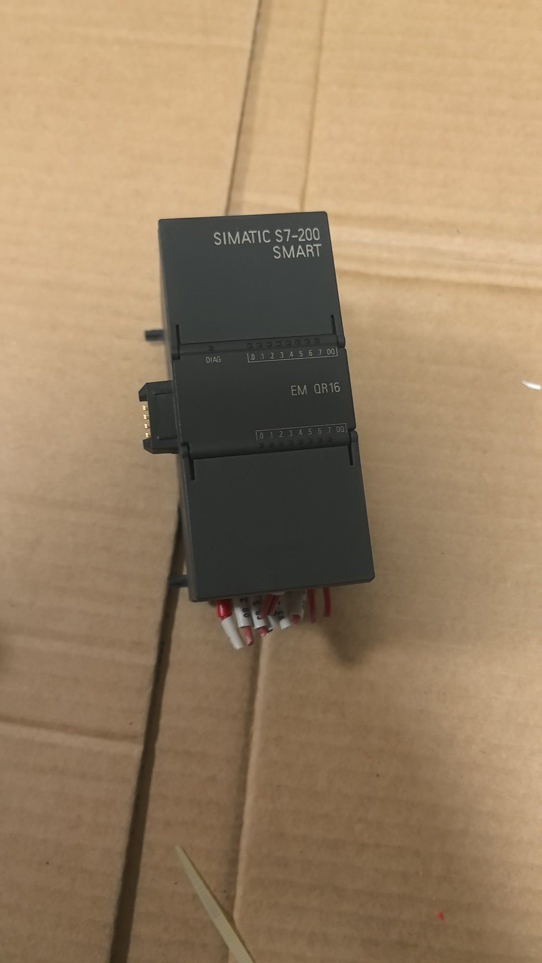 西门子200smart  扩展模块EM DR16，8路输入，