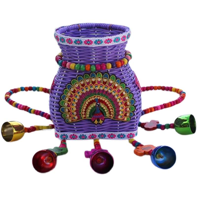民族风儿童背篓刺绣绣花铃铛手工编织摄影舞蹈道具双肩彩色小背篓