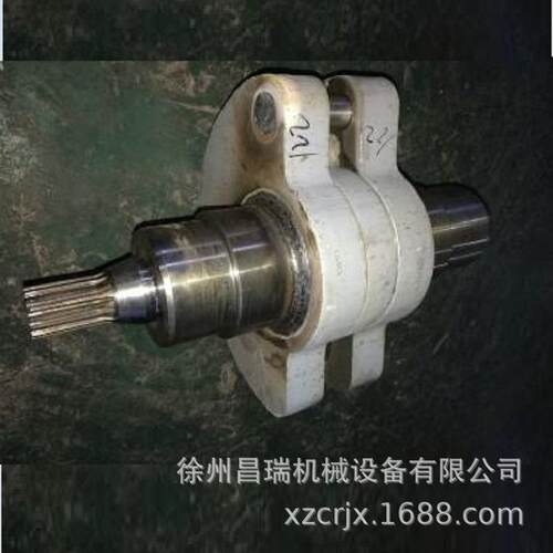 徐州徐工压路机XS122.02.1.2 左偏心轴228300482工程机械原厂配件