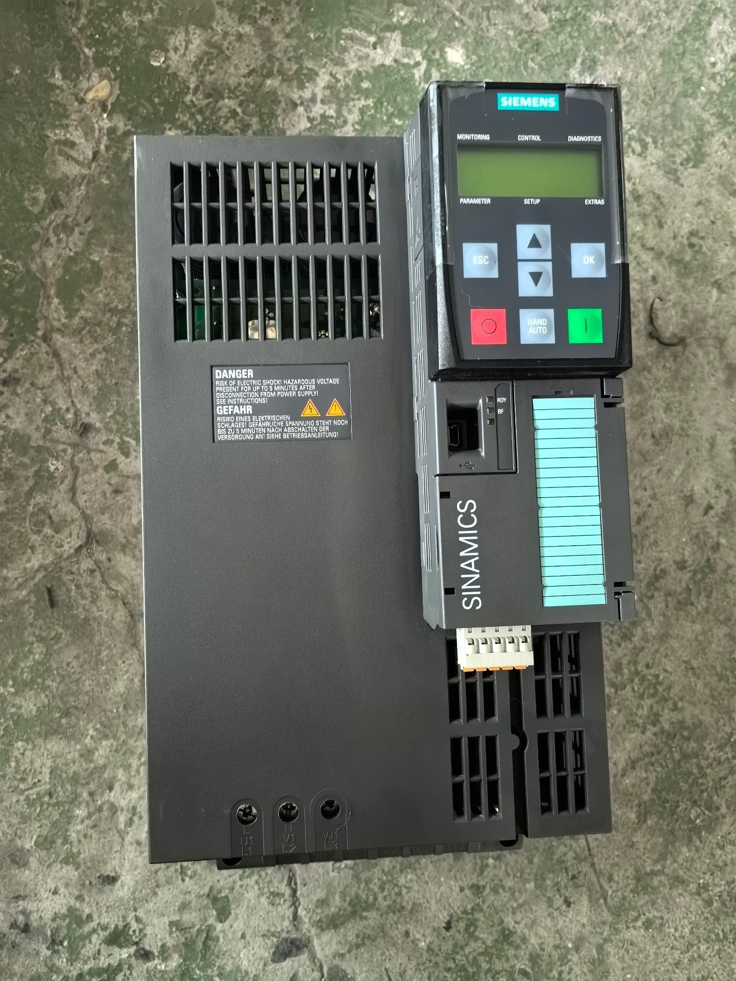 西门子变频器PM240，7.5KW，6SL3224-0BE2