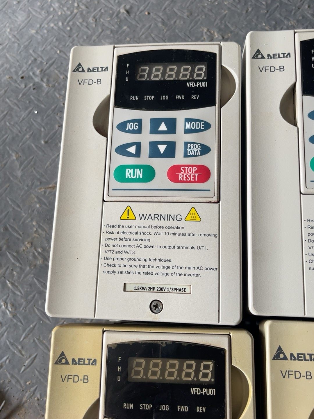 拆机台达B系列高频变频器VFD015B21A，220V 1.