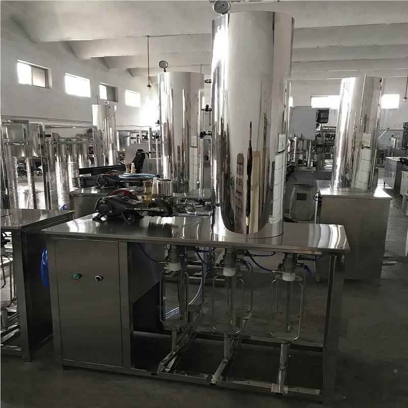 酒型877汽水碳酸饮料混合灌装机械设加备含汽饮料苏小打气灌装机