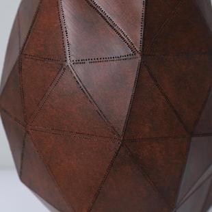 现档代创意仿皮饰革几何花器花瓶拔尖样板间别墅店高插花酒软DYE