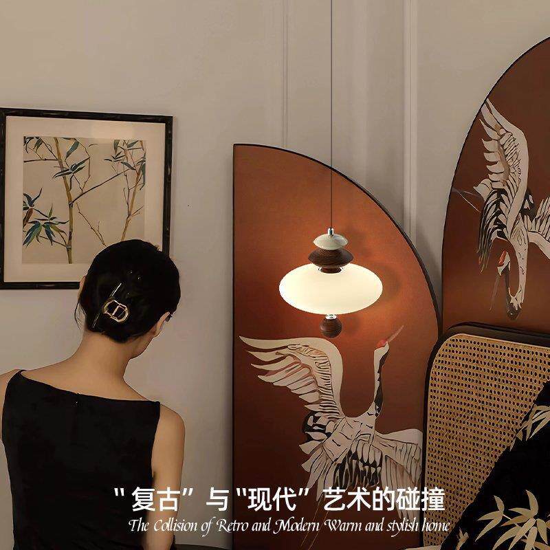 卧室床头吊灯中古风网红胡桃色简约民宿吧台餐厅护眼吊灯中山灯具