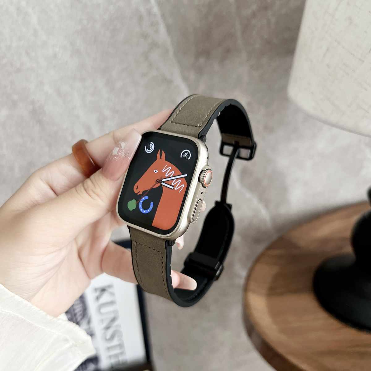 适用applewatch9硅胶磁吸真皮Ultra2苹果手表表带iwatch8新款S9高