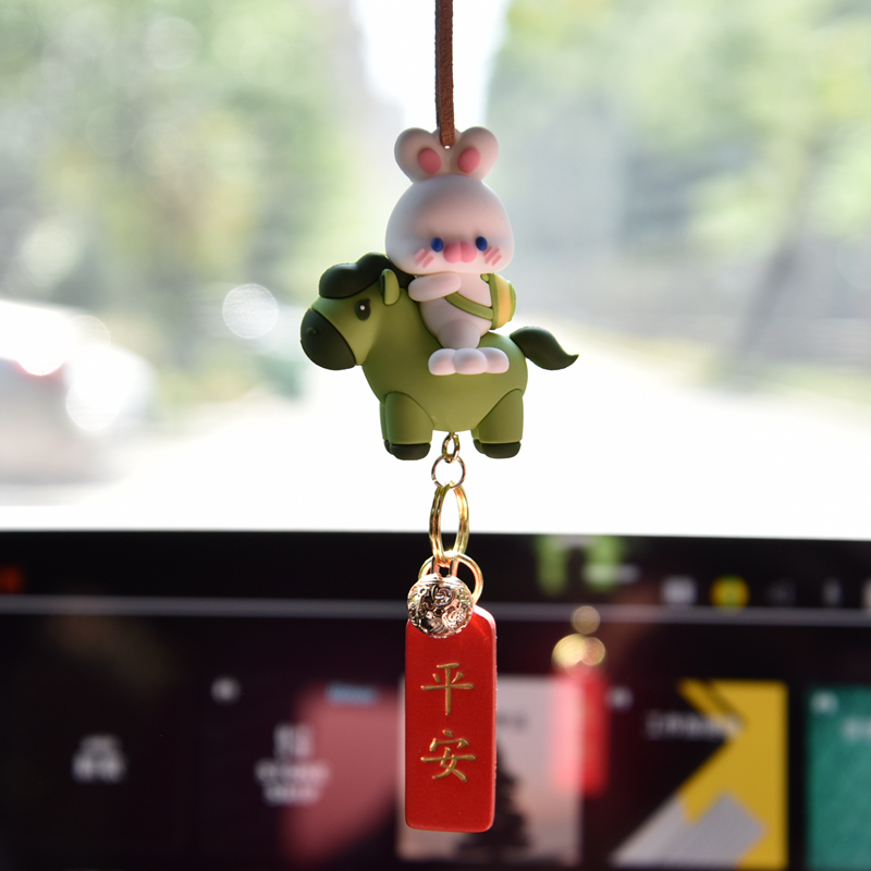 创意小兔子汽车挂件后视镜车内吊饰平安符车载吊坠车挂饰网红女神