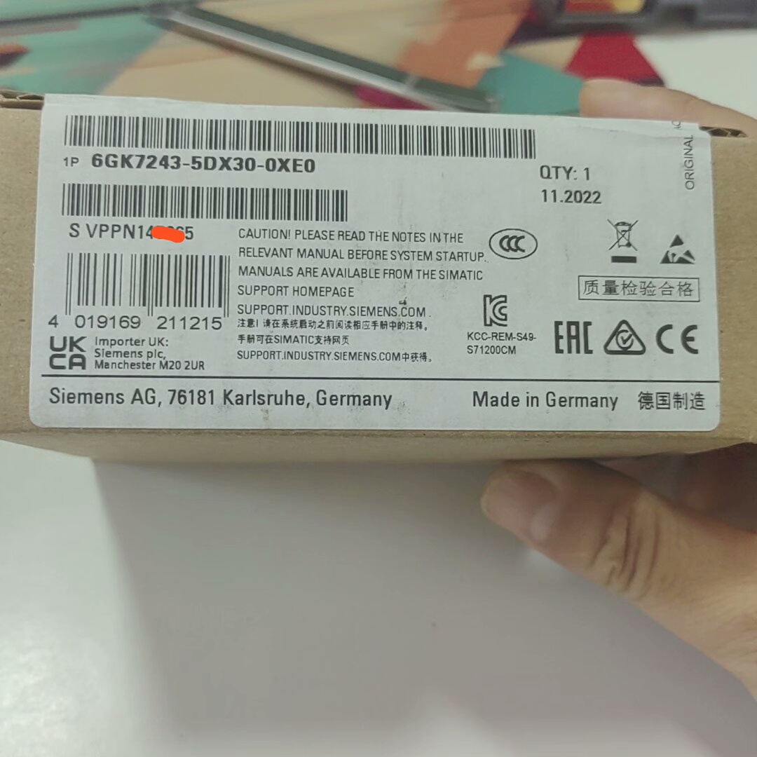 西门子6GK7243-5DX30-0XE0全新原装未开封。