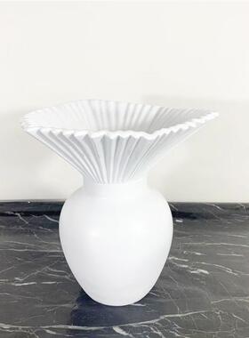 直销新款极简北欧陶瓷花瓶摆件客厅插花家居软装饰品创意样板间白