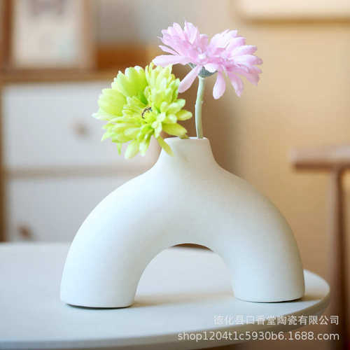 北欧艺术半圆花瓶客厅陶瓷插花瓶创意样板房玄关家居桌面装饰摆件