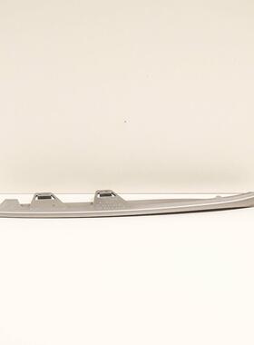 新款直销现货适用于F07 GT 535前保险杠格栅/前格栅装饰条5111717
