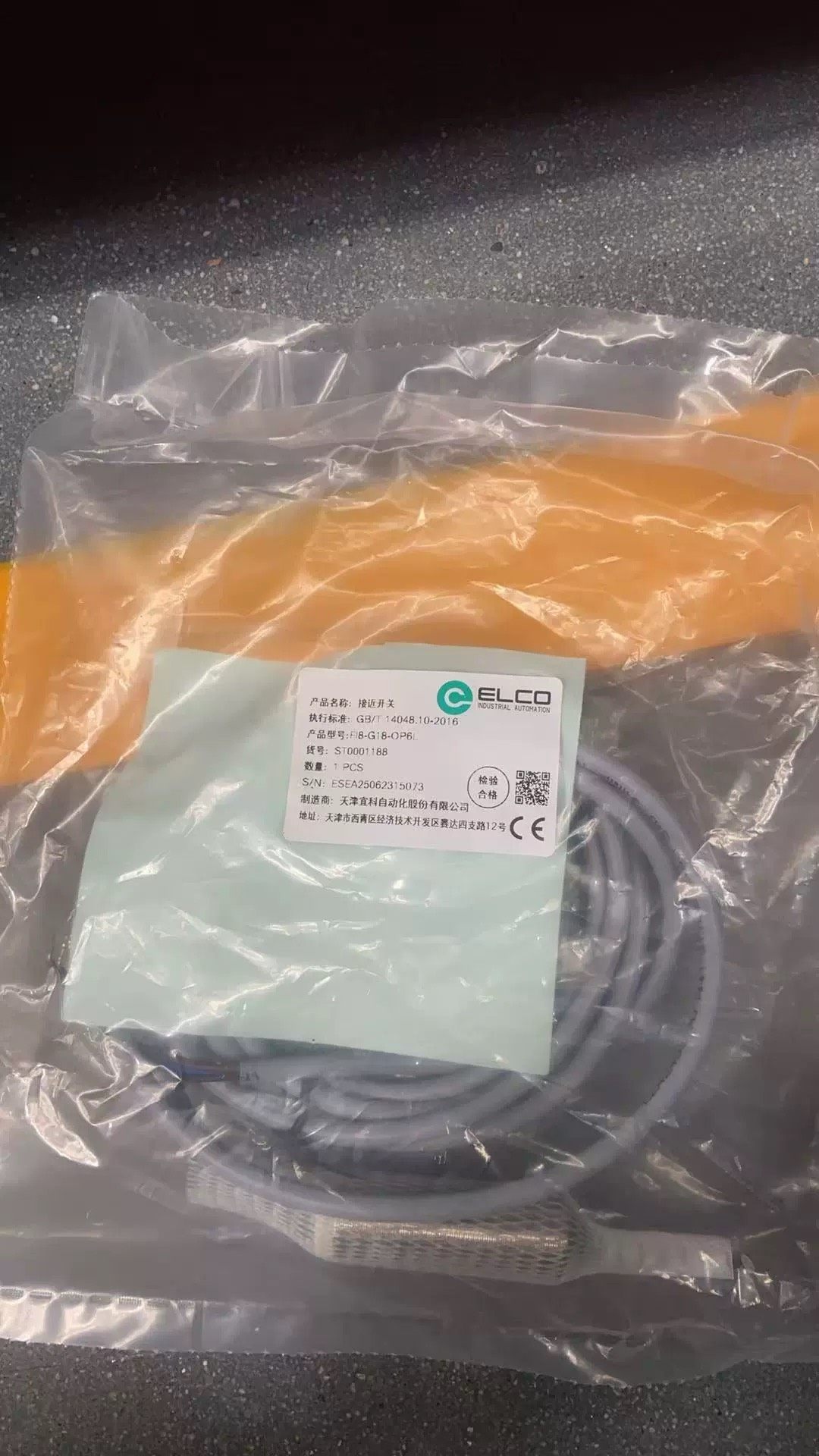 ELCO宜科接近开关FI5-FI8-G18-OP6L-Q12