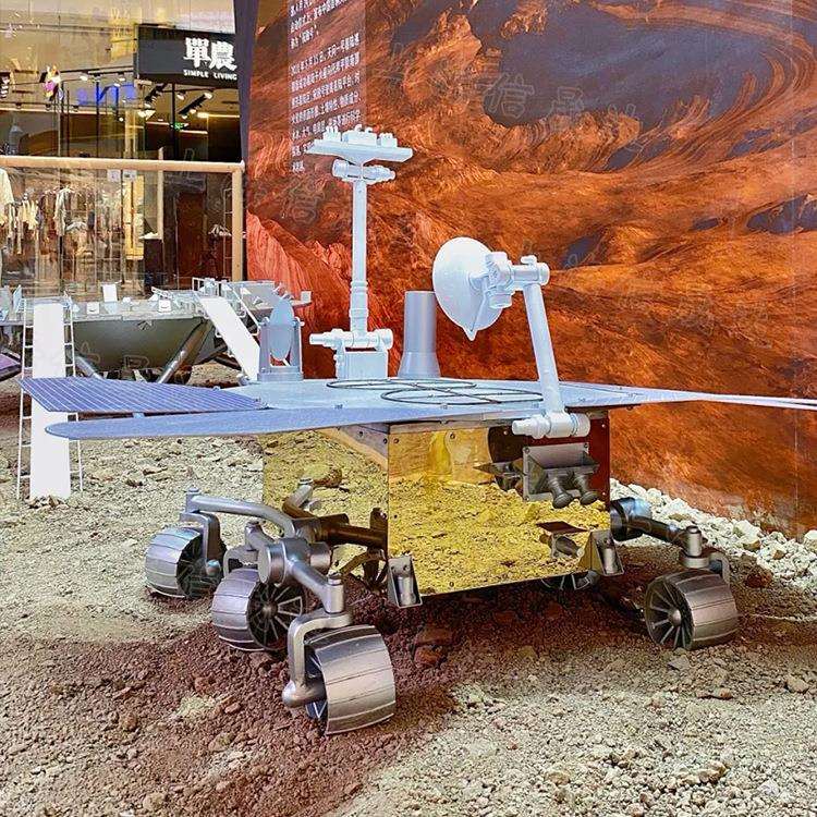 神舟返回舱飞行体验模拟器展览摆件大型户外仿真金属航空火箭模型