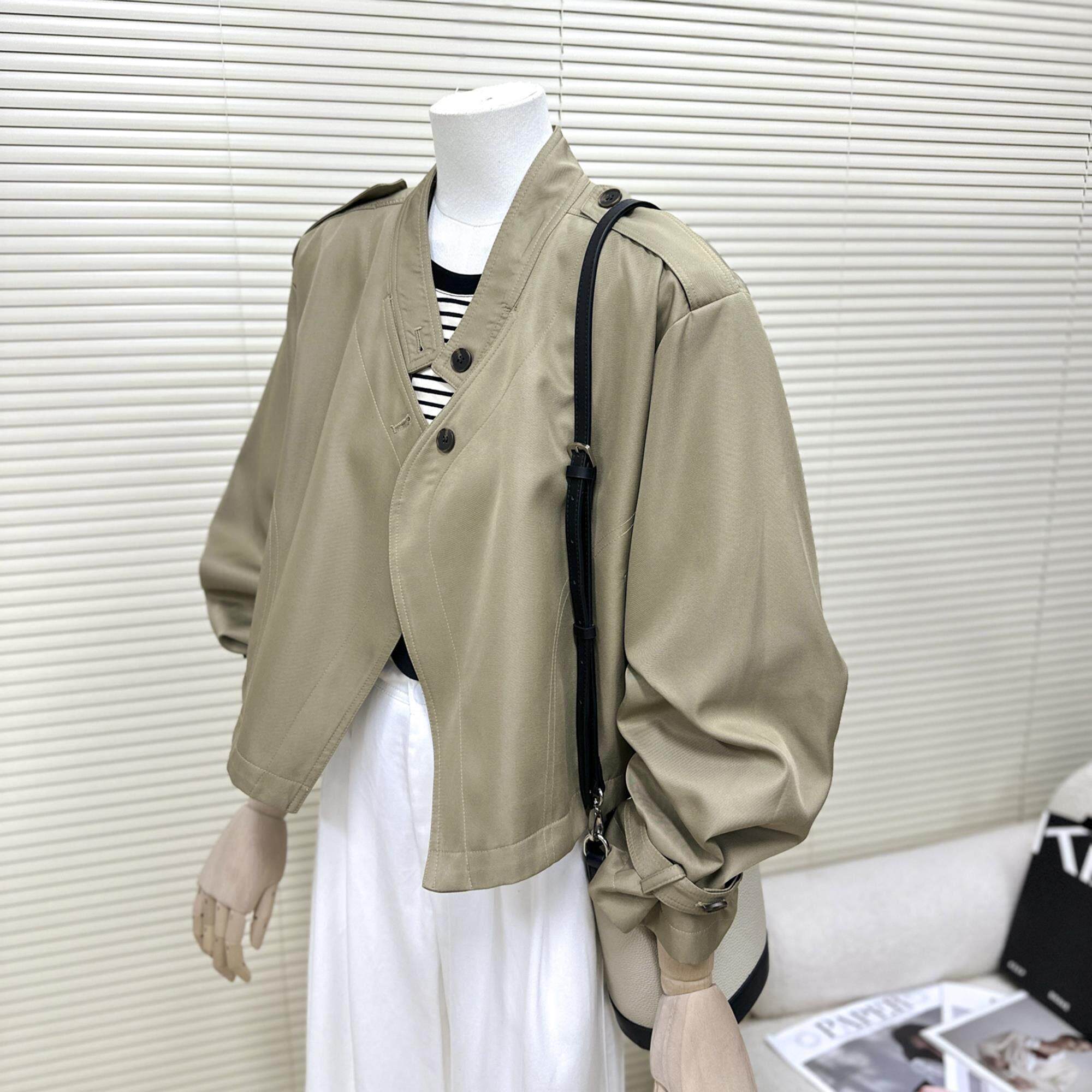 卡其色风衣女春秋2026新款设计感小个子防风夹克休闲短款外套上衣