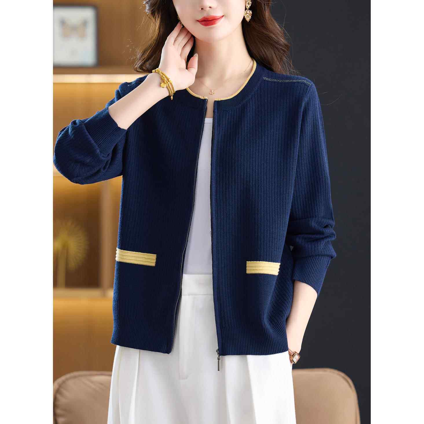 圆领拉炼针织开衫女春秋季2025新款气质外搭短款上衣妈妈毛衣外套