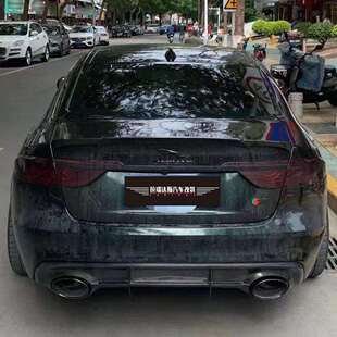 碳纤后唇XFL后扰流板小包围尾喉配件 RS款 适用于16 19年捷豹XF改装