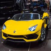 新款 兰车可博儿电动四轮带遥控宝宝童玩具车男女小孩坐人四驱充电