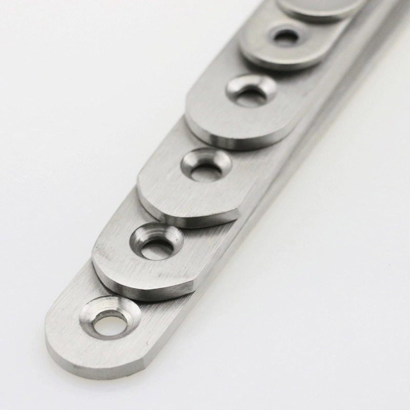 不锈钢板带孔铁条直条扁条加厚神器强力带孔扁条铁片改装角片