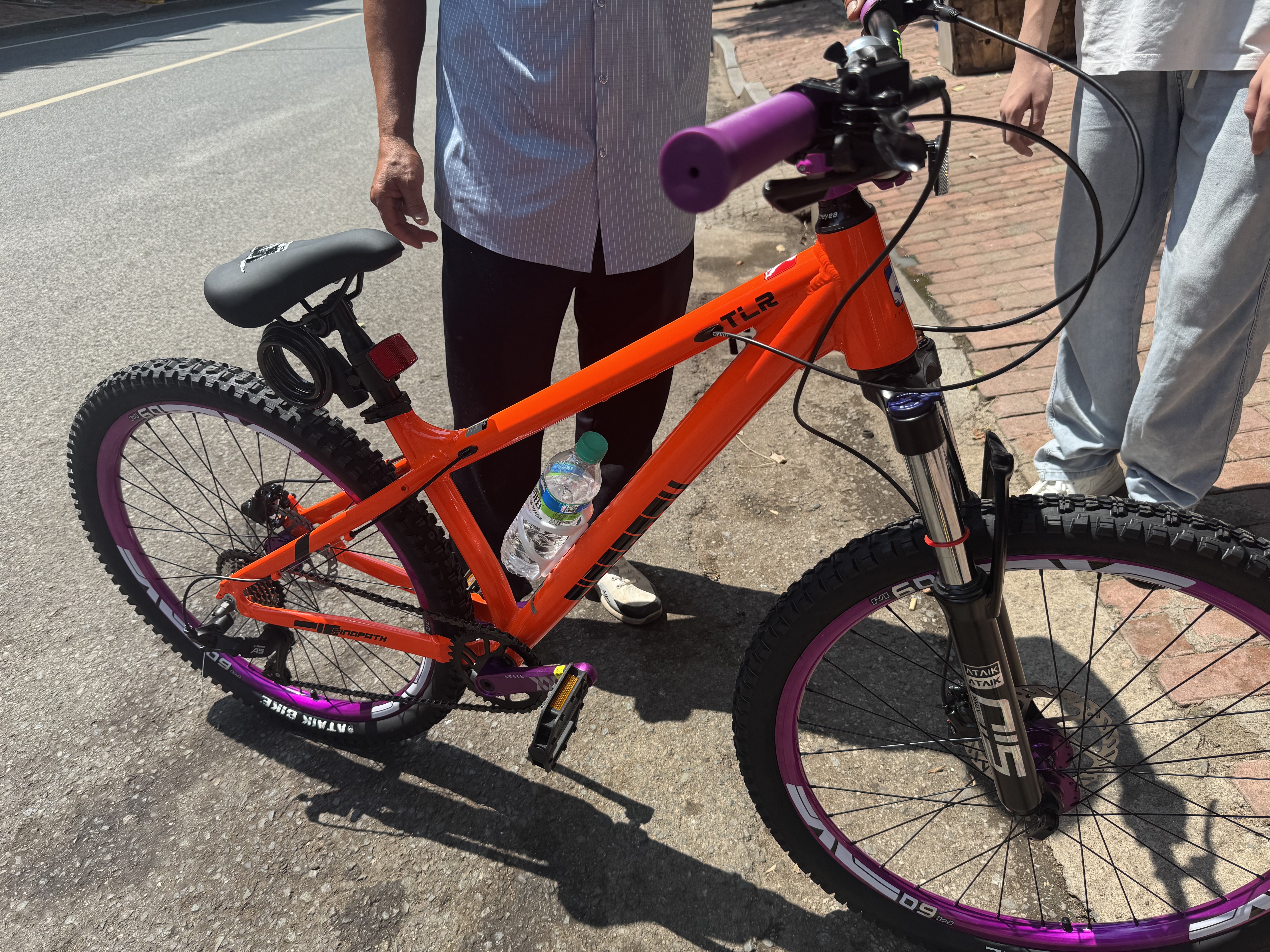 Горный велосипед Tanluren AM 27.5 дюймов алюминиевый L-TWOO 8 скоростей гидравлика MTB photo review