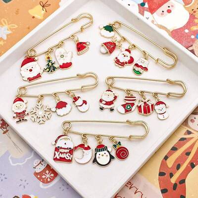 Christmas Collection Brooches Elk Santa Claus Pendant Fashio