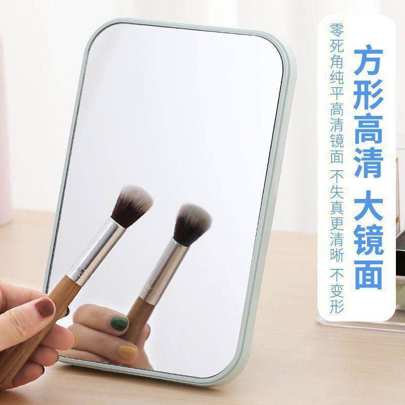 Large, portable, and aesthetically pleasing makeup mirror fo图片